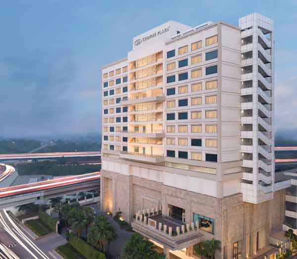 Crowne Plaza Mayur Vihar Hotel Noida