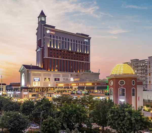 Justa Hotel Gurugram