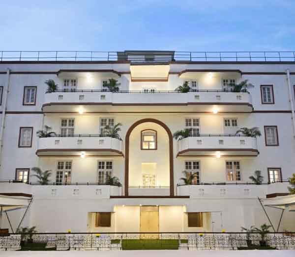 Vivanta by Taj Ambassador Hotel New Delhi